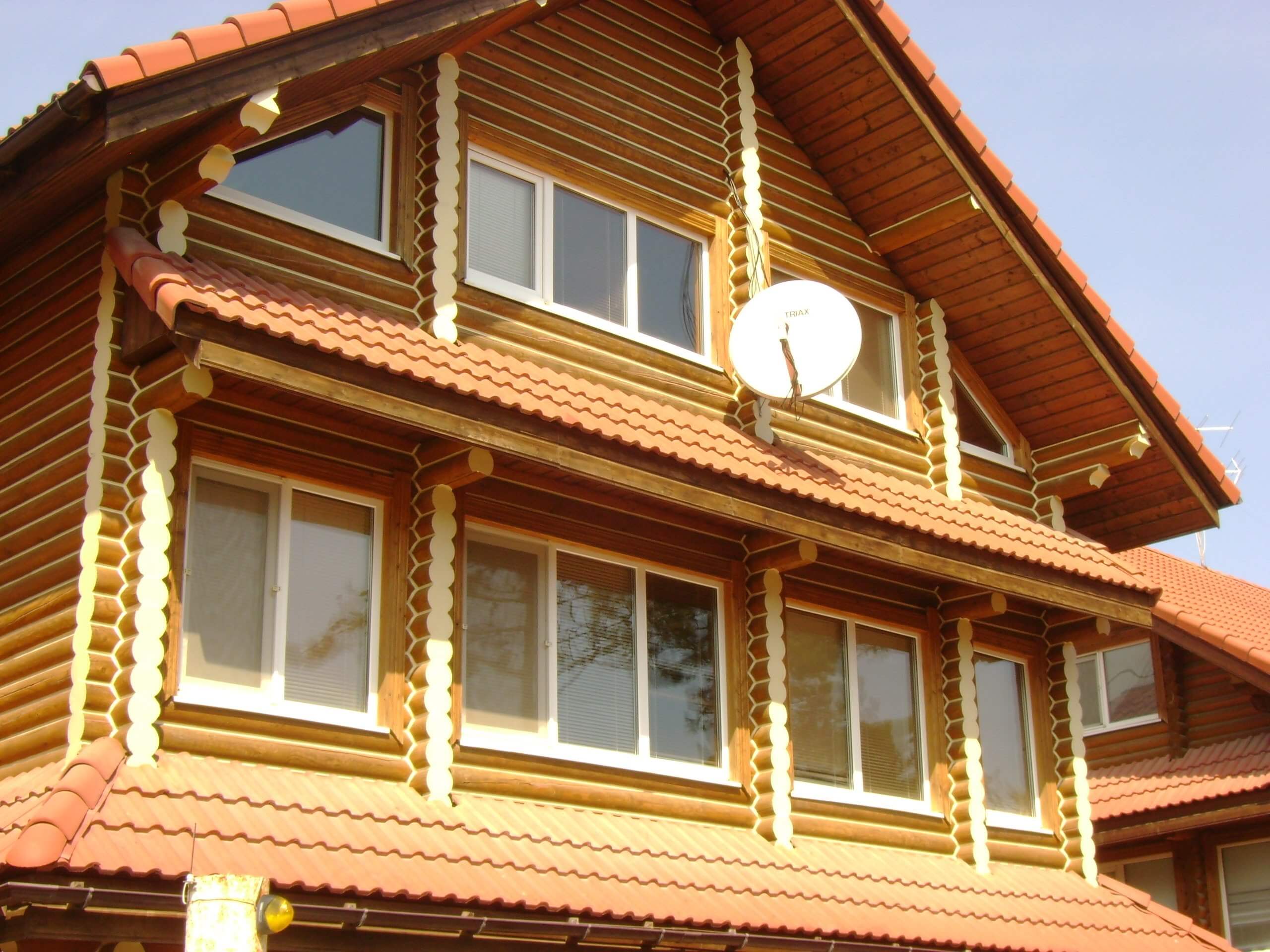 Герметик для декорирования деревянного дома от официального дилера